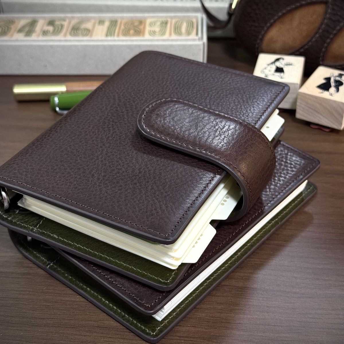 Minerva Box Leather Pocket Organizer with Minor Cosmetic Imperfections | A7 Ring Planner - Image 2